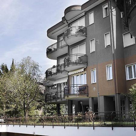 Appartamento La Vista By Holiday Solutions コモ エクステリア 写真